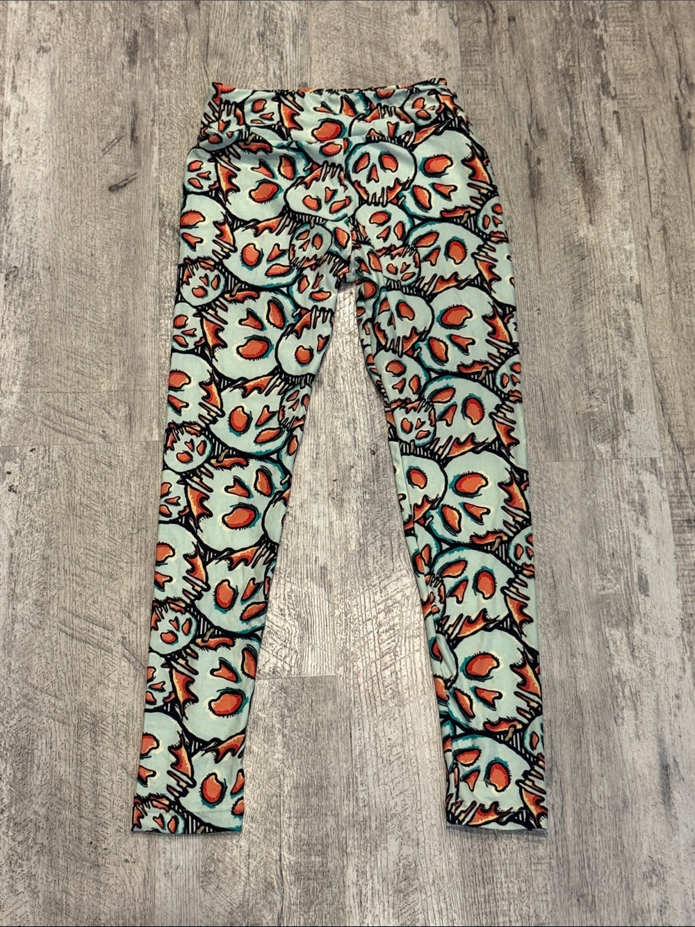 Disney Villains Mint Green Poison Apple Skull Print Leggings, One Size
